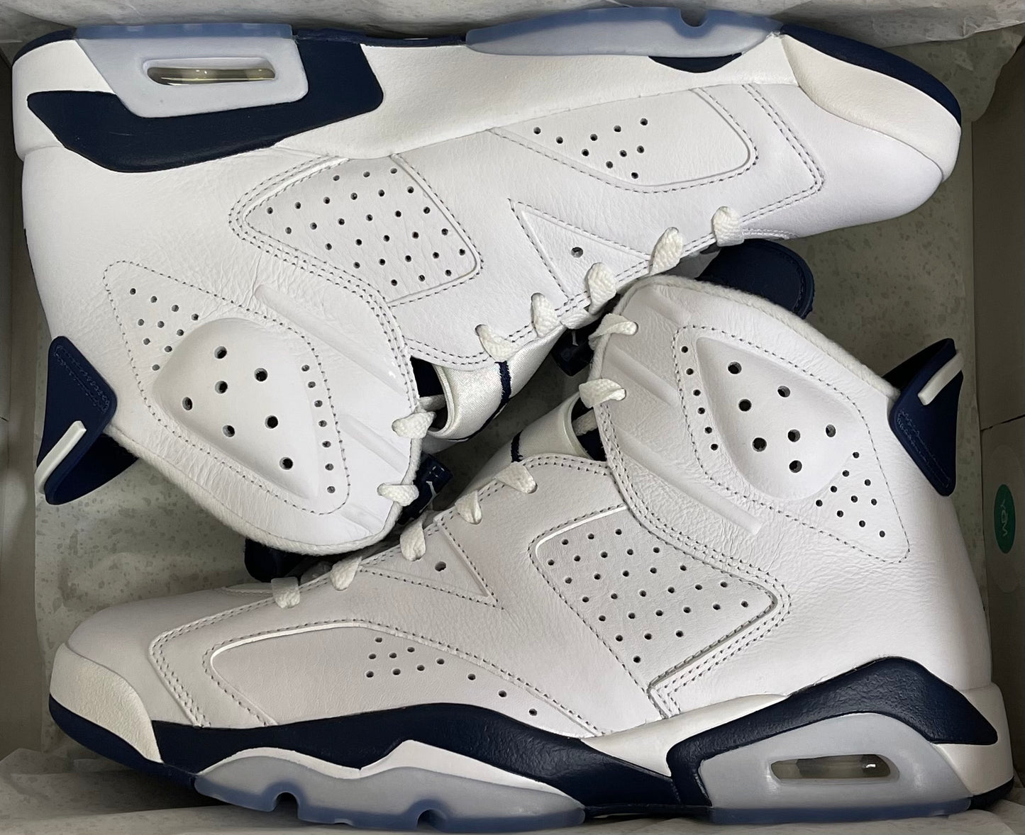 Air Jordan 6 Retro "Midnight Navy"
