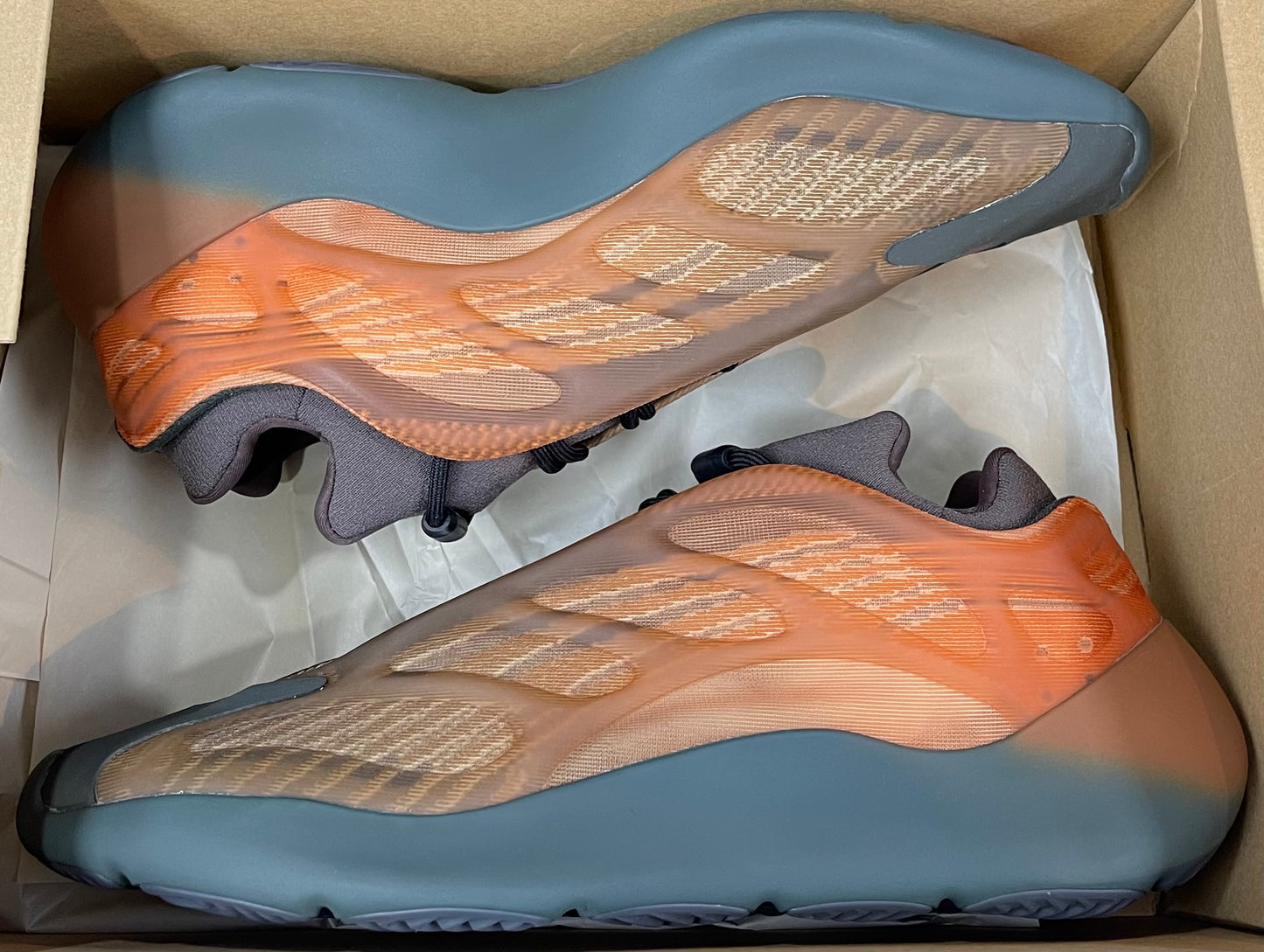 Adidas Yeezy 700 V3 “Copper Fade”